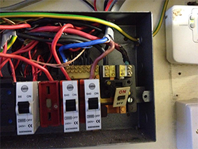 brokenfusebox